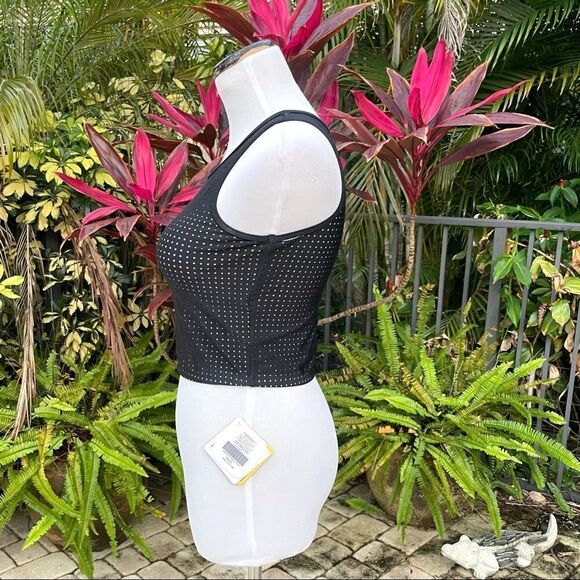 Fabletics Valentina Midi Bikini Top - Picture 4 of 15